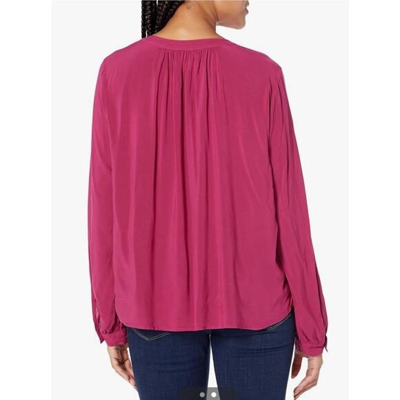 Velvet By Graham & Spencer Pink Lightweight Rayon Long Sleeve Blouse Size S - Picture 2 of 8